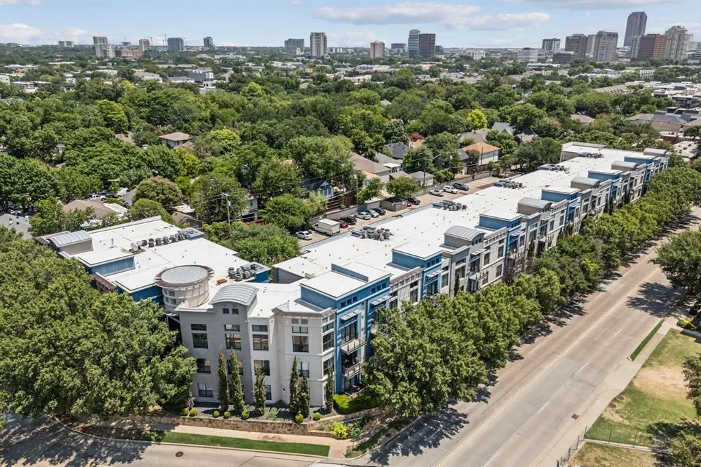 4414 Cedar Springs Road, #323