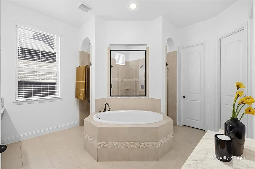 1632 Alamosa Drive