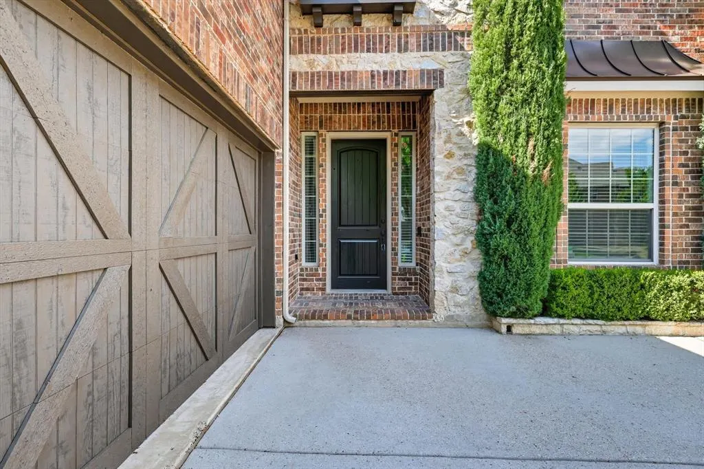 1632 Alamosa Drive