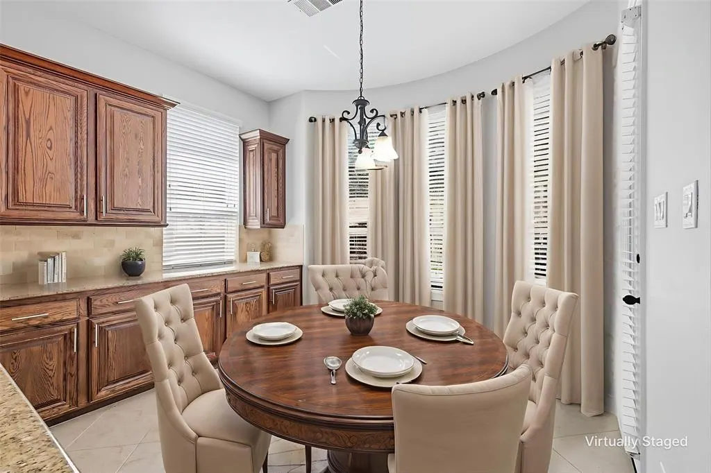 1632 Alamosa Drive