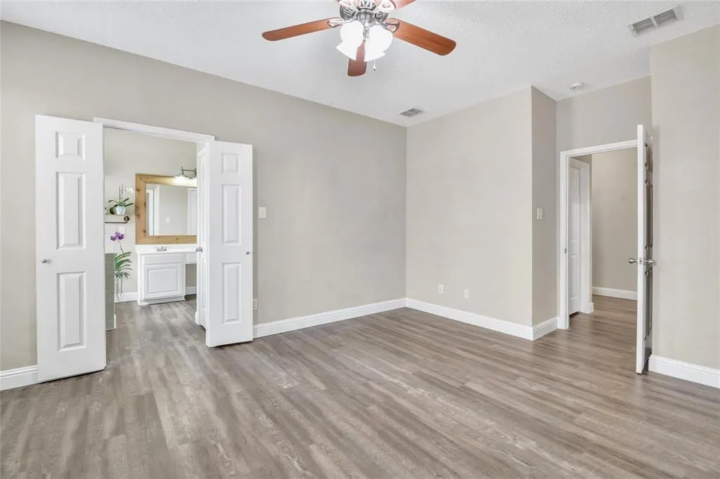 207 Trailwood Drive