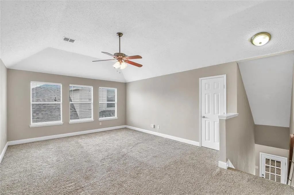 207 Trailwood Drive