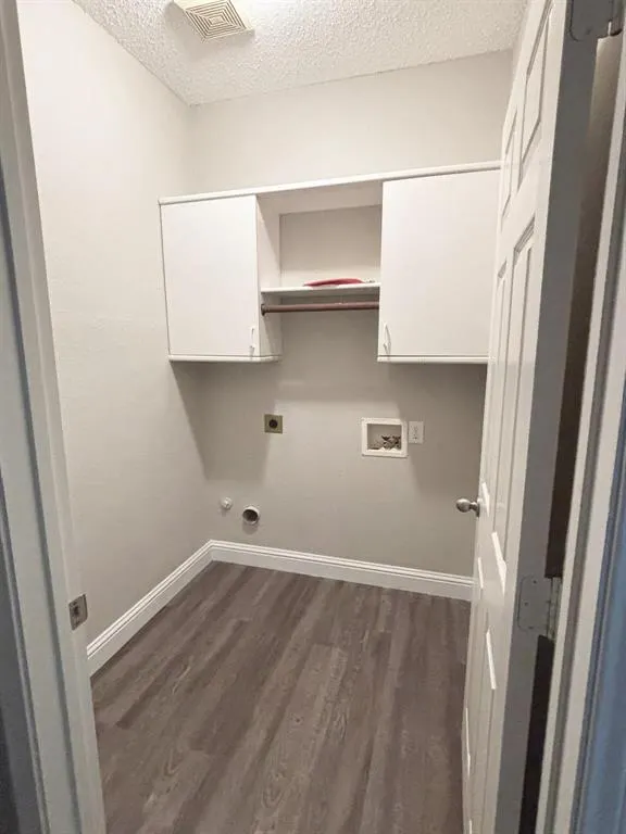 207 Trailwood Drive