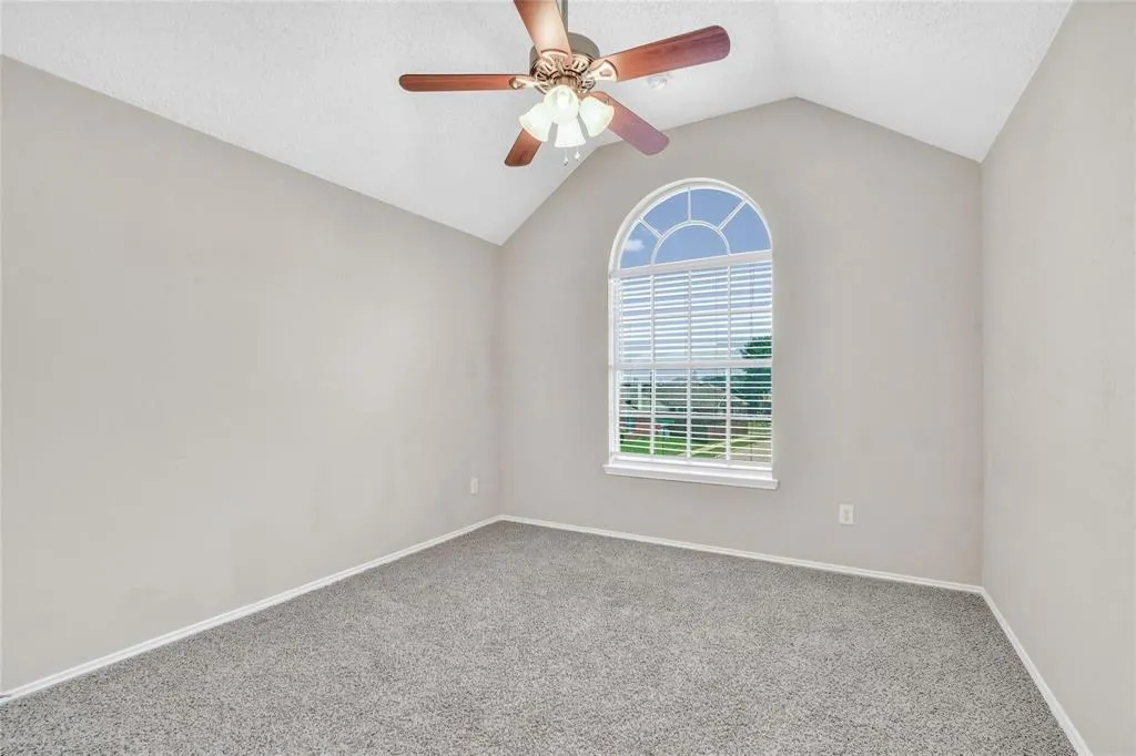 207 Trailwood Drive