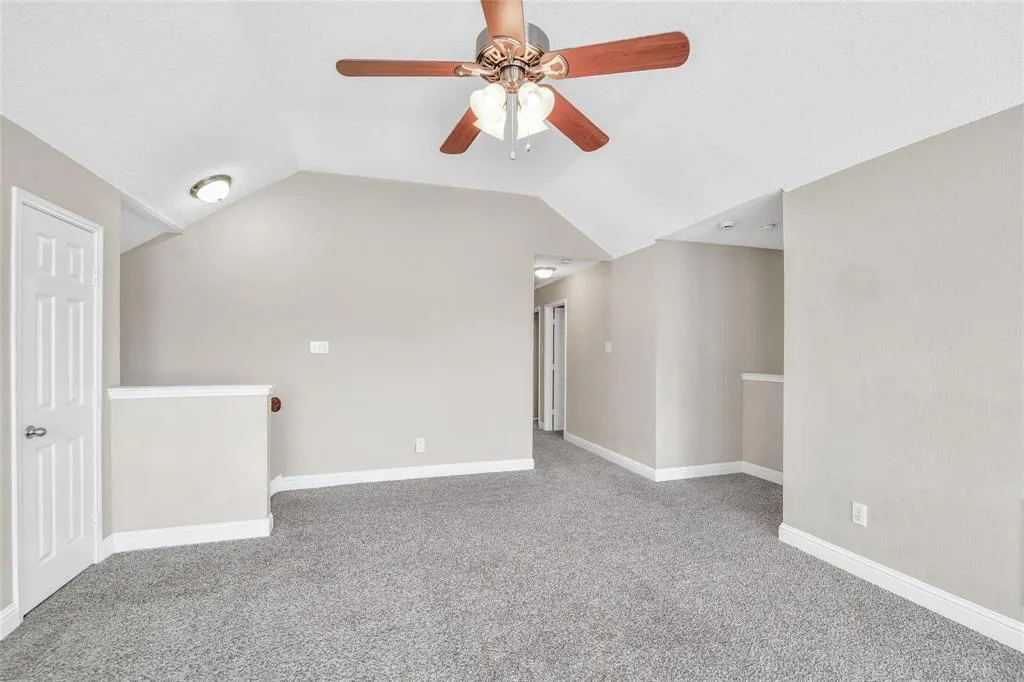 207 Trailwood Drive