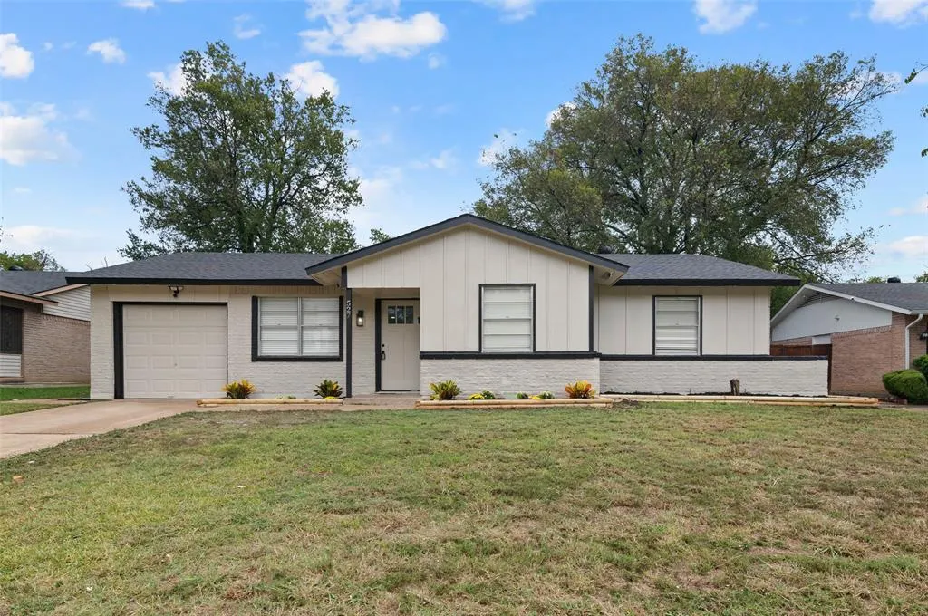 527 Goldwood Drive