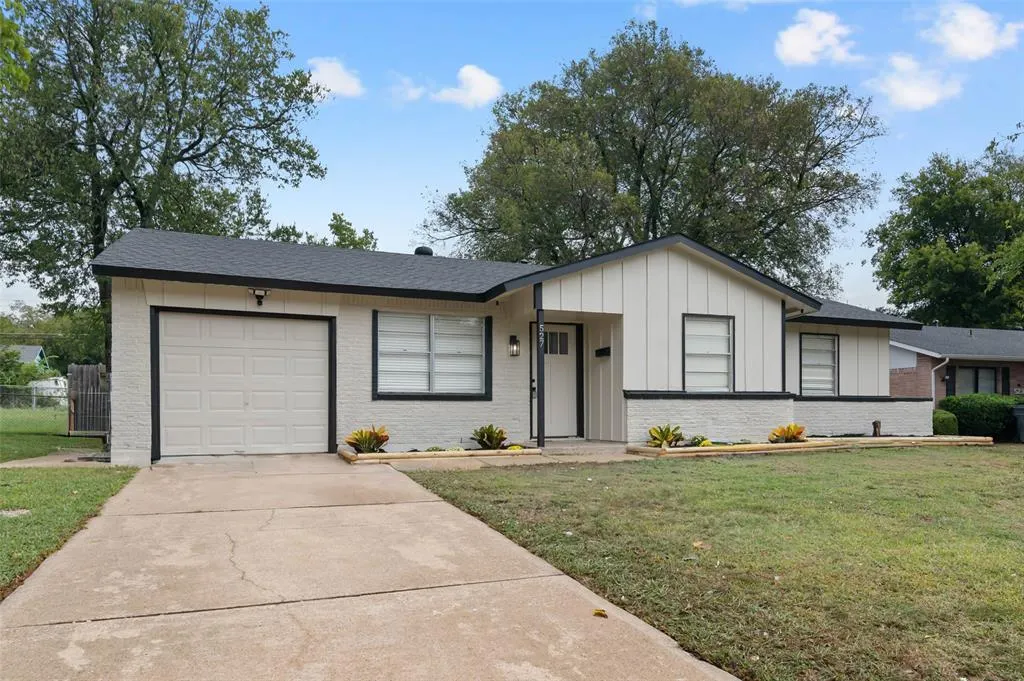 527 Goldwood Drive
