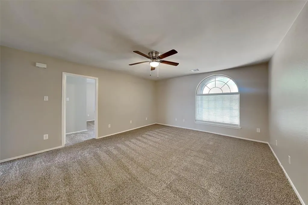 9121 Newport Lane