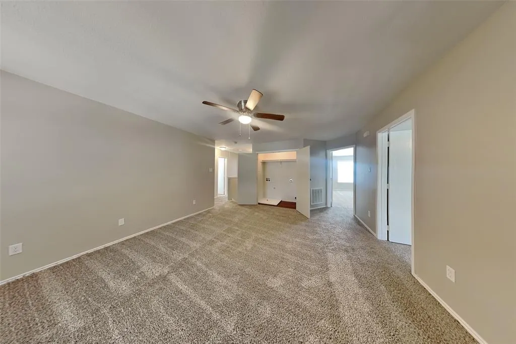9121 Newport Lane