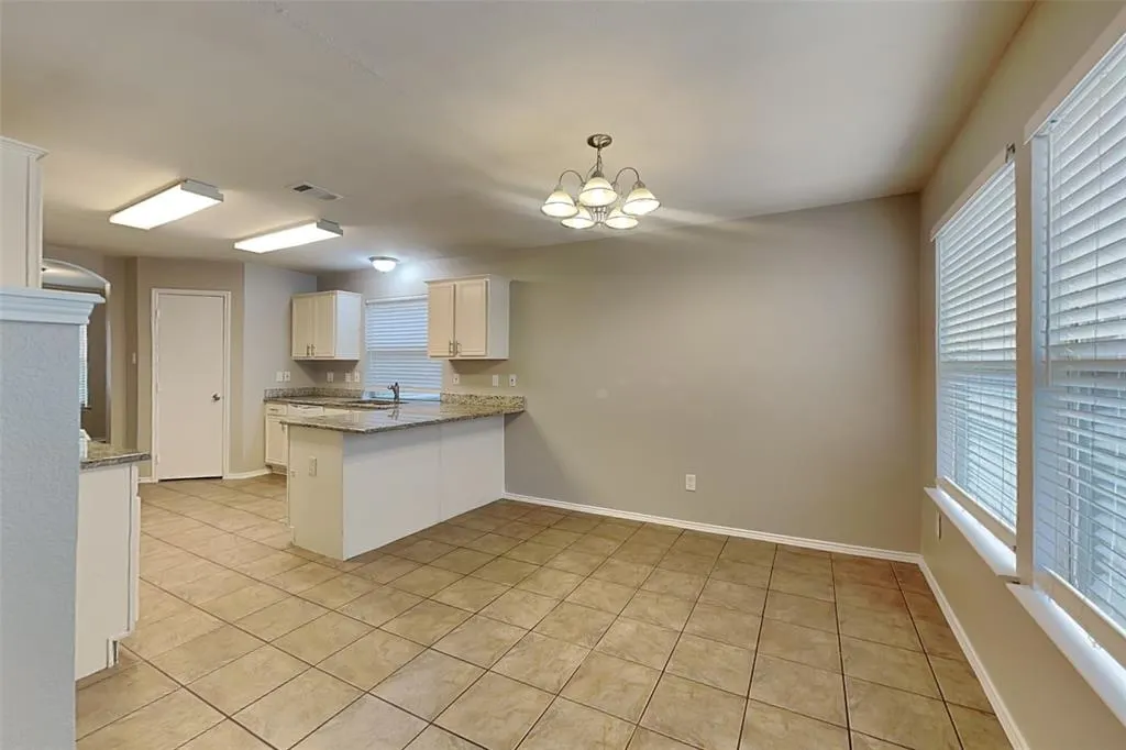 9121 Newport Lane