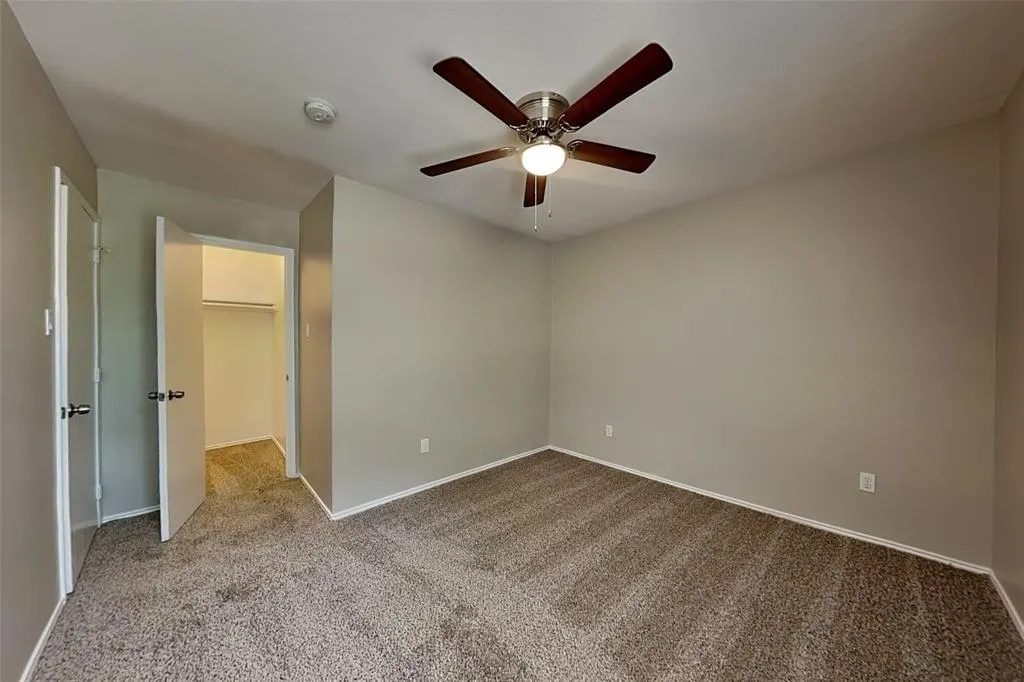 9121 Newport Lane