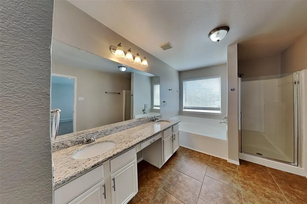 9121 Newport Lane