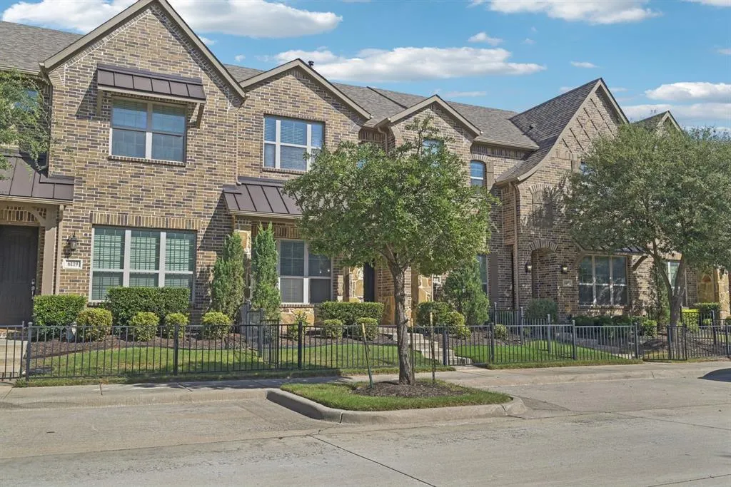 6133 Rainbow Valley