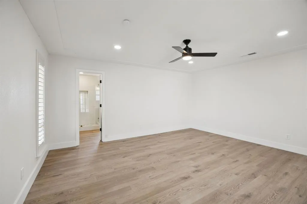 2404 Delmar Drive