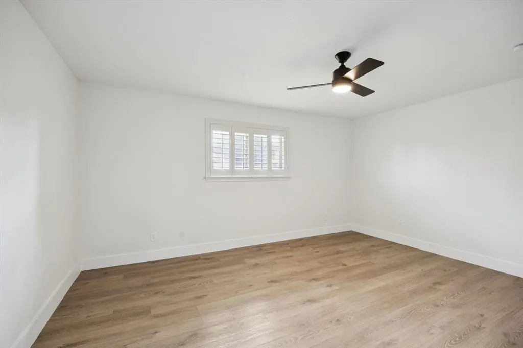 2404 Delmar Drive