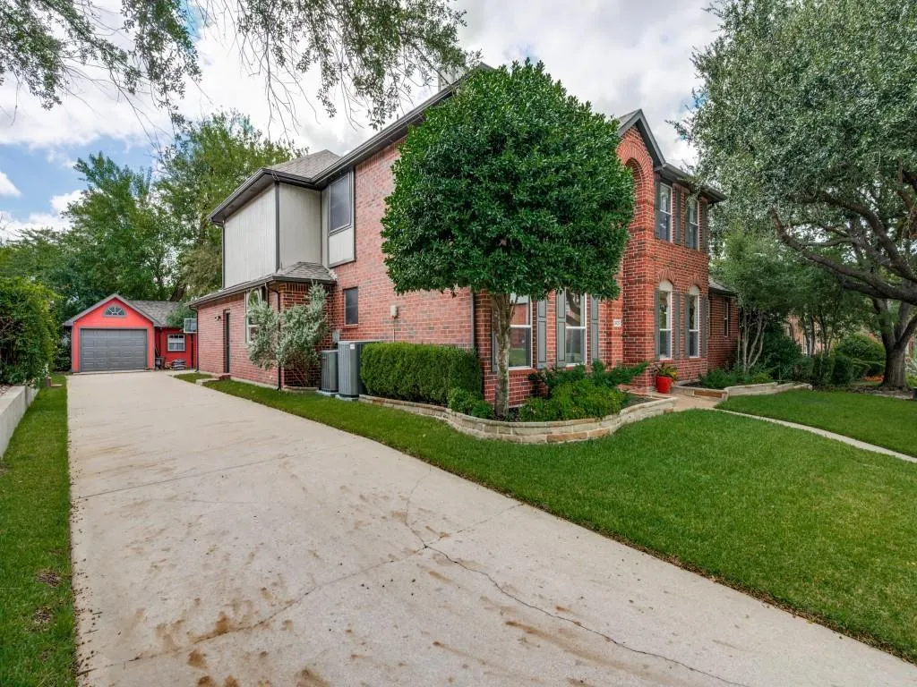 2623 Saint Michelle Lane
