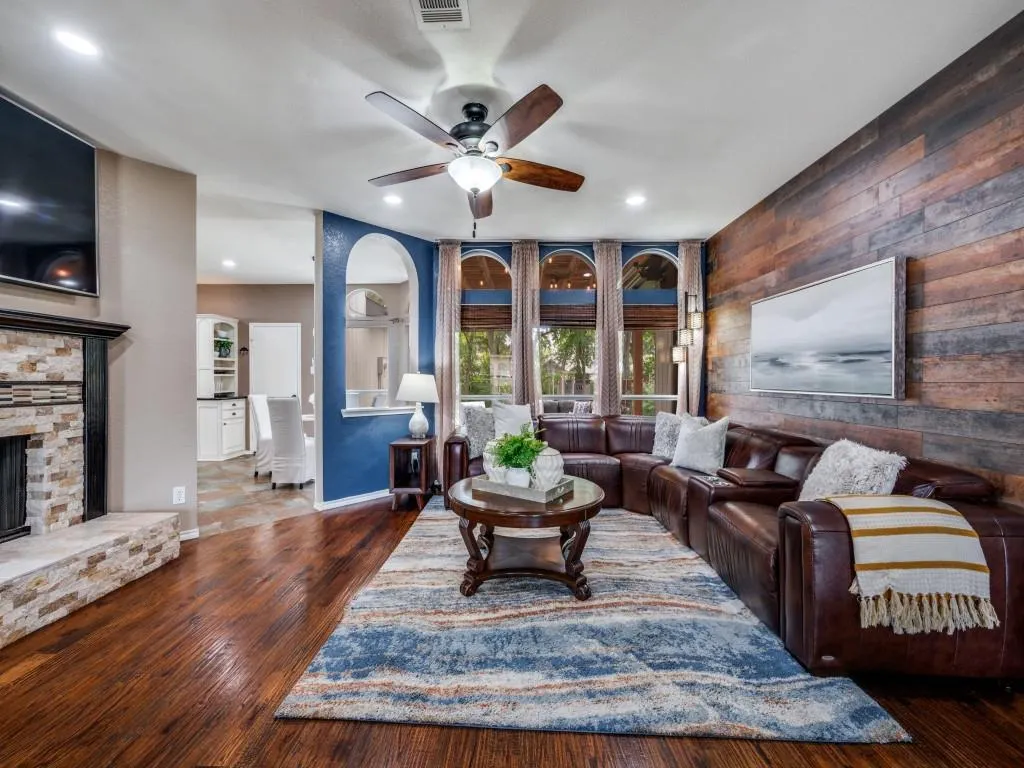 2623 Saint Michelle Lane