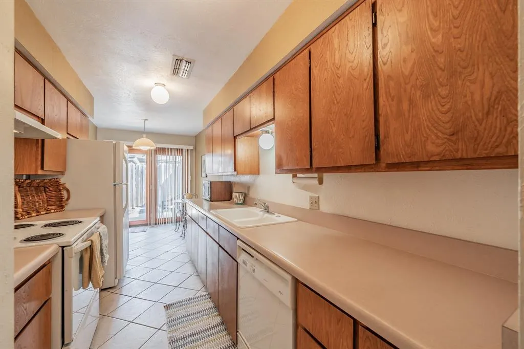 10628 Northboro Street, #10