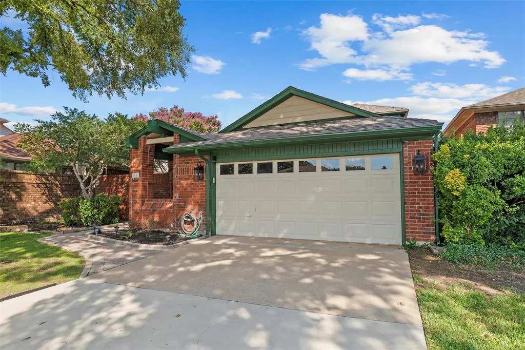 6614 Phoenix Place