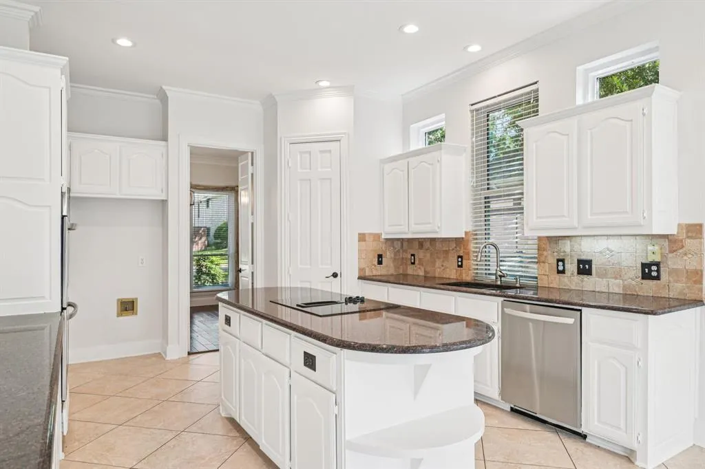 4624 Old Pond Drive