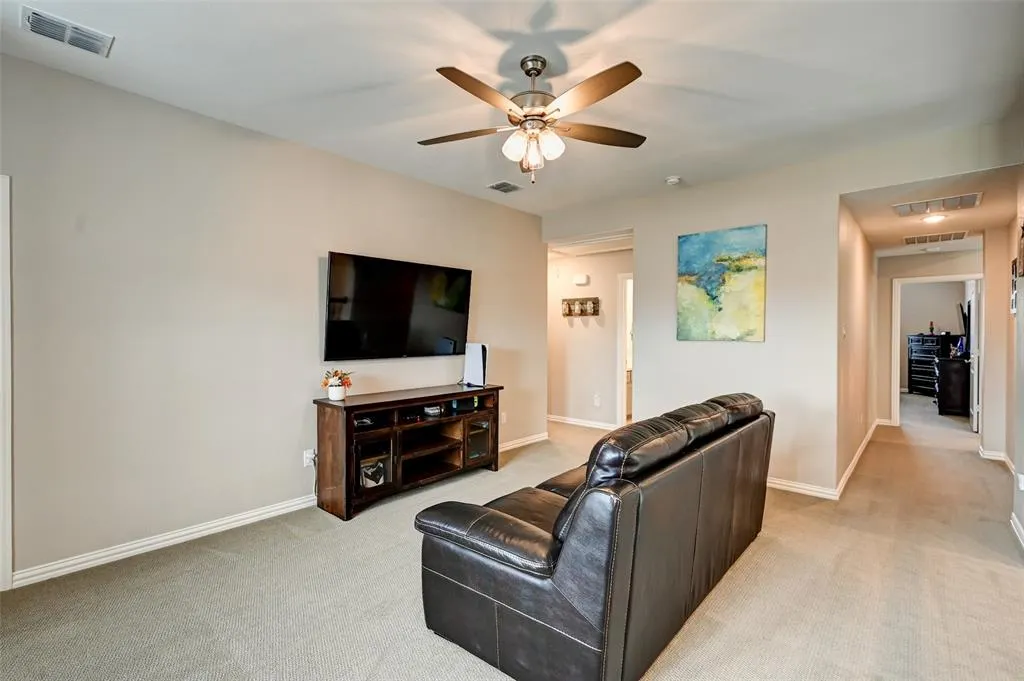 3253 Alexandra Lane