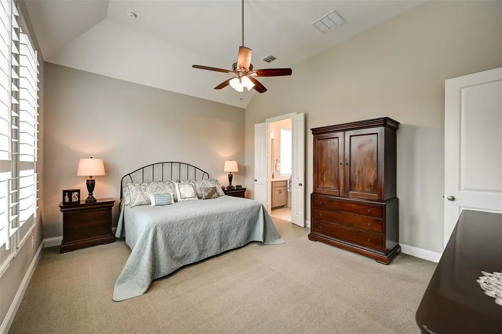 3253 Alexandra Lane