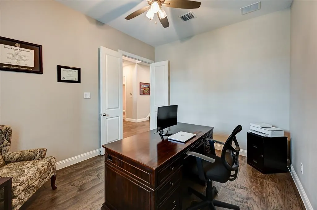 3253 Alexandra Lane
