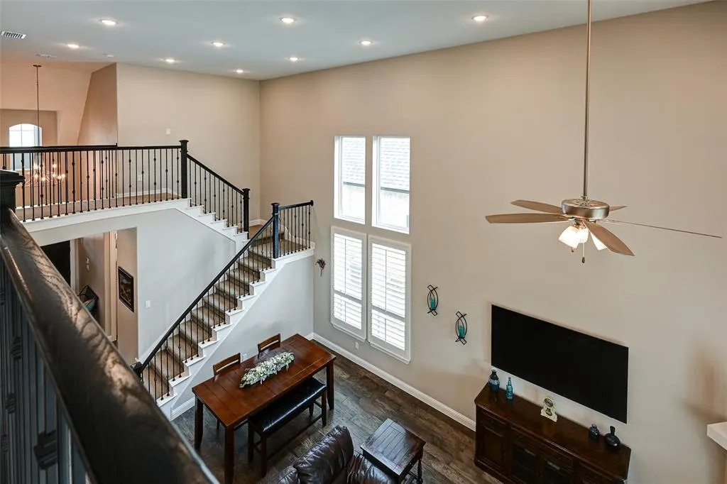 3253 Alexandra Lane