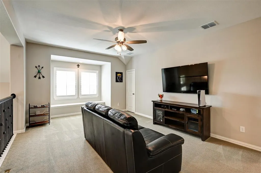 3253 Alexandra Lane