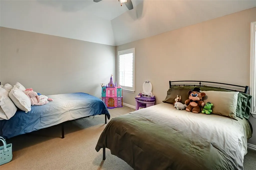 3253 Alexandra Lane