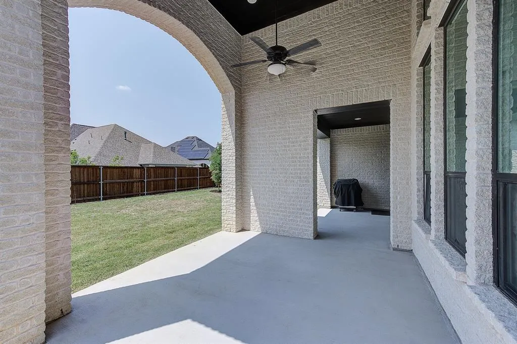 3253 Alexandra Lane