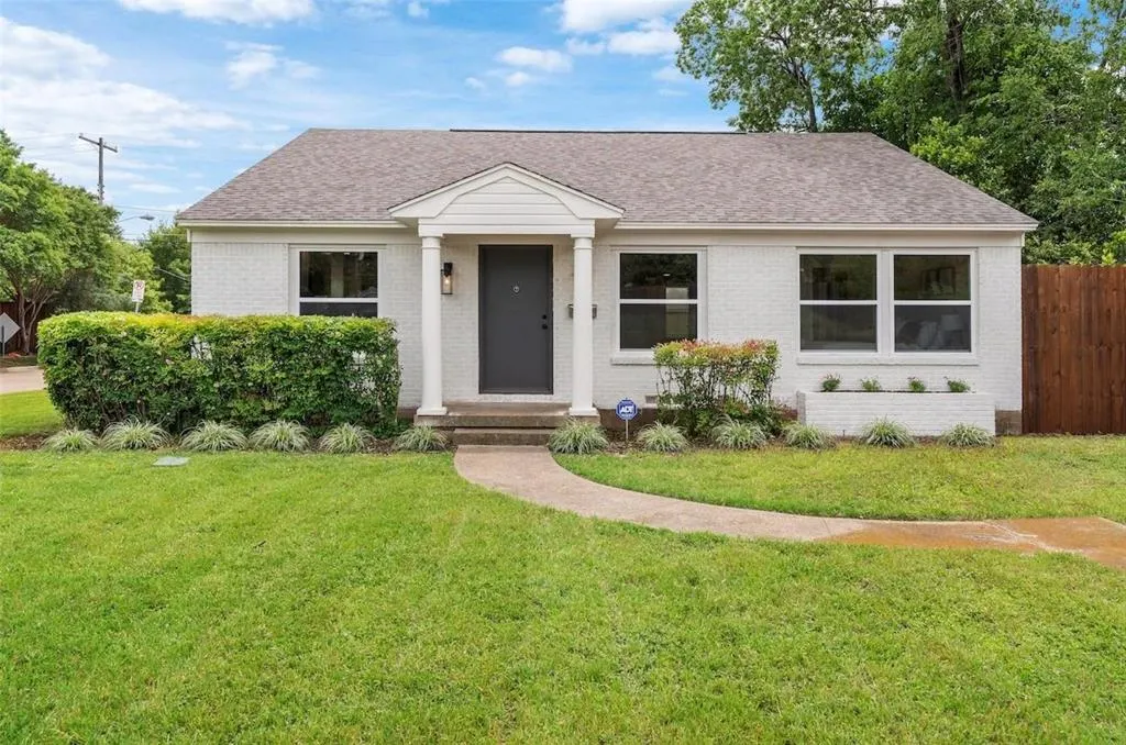 4816 W Mockingbird Lane
