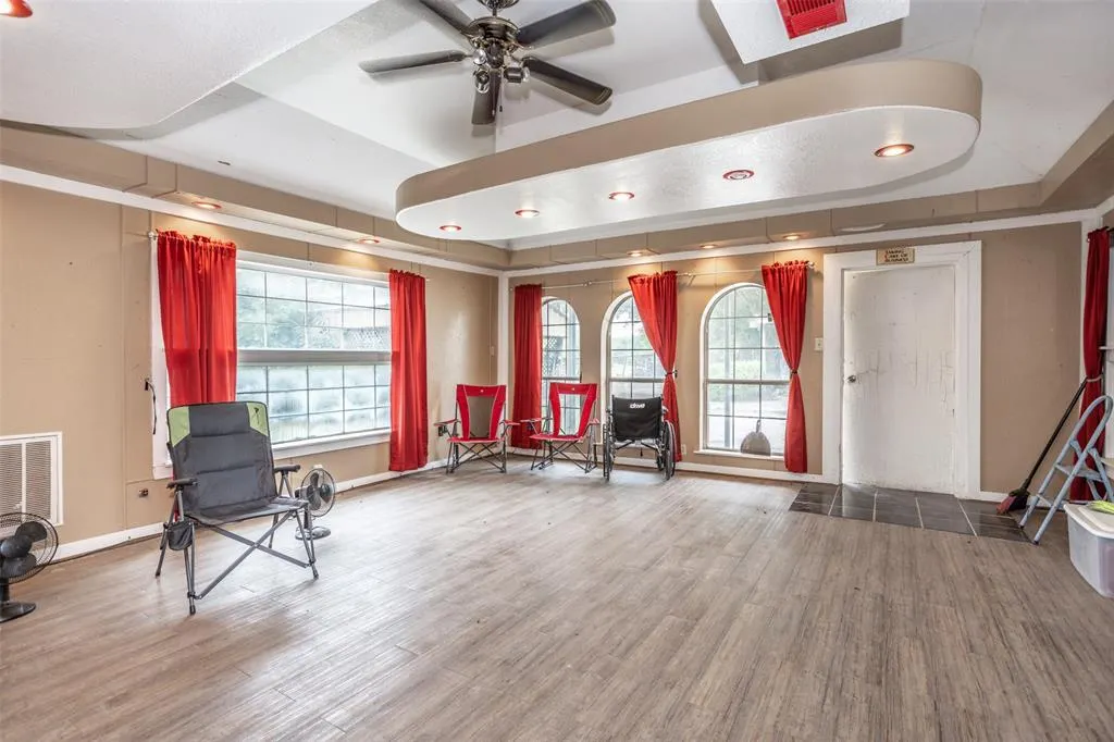 2730 Maverick Lane