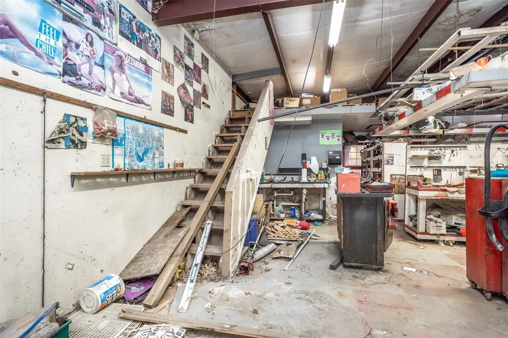2730 Maverick Lane