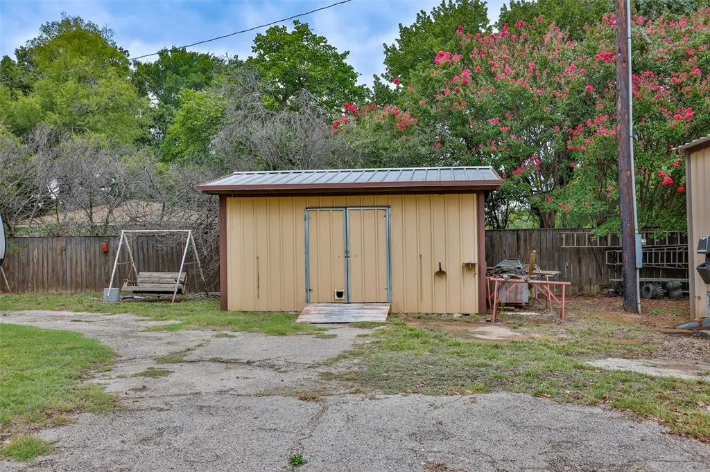 2730 Maverick Lane