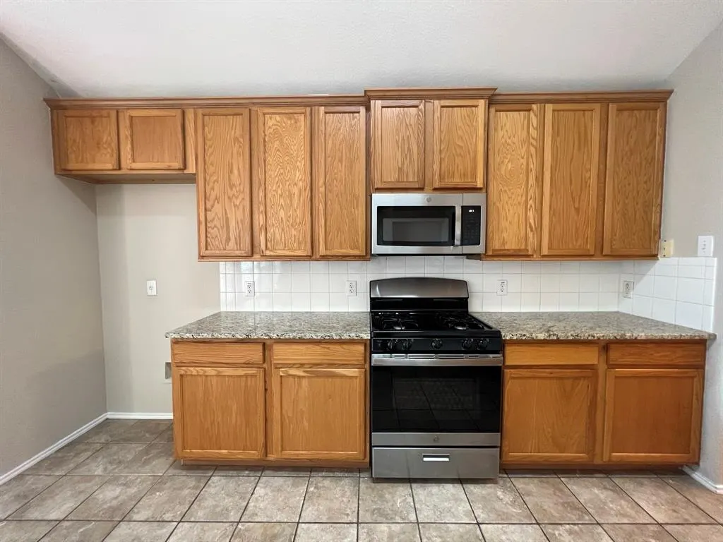 217 Willowlake Drive