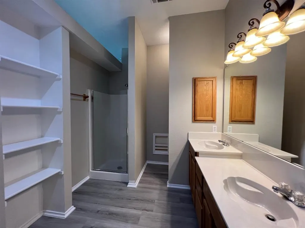 217 Willowlake Drive