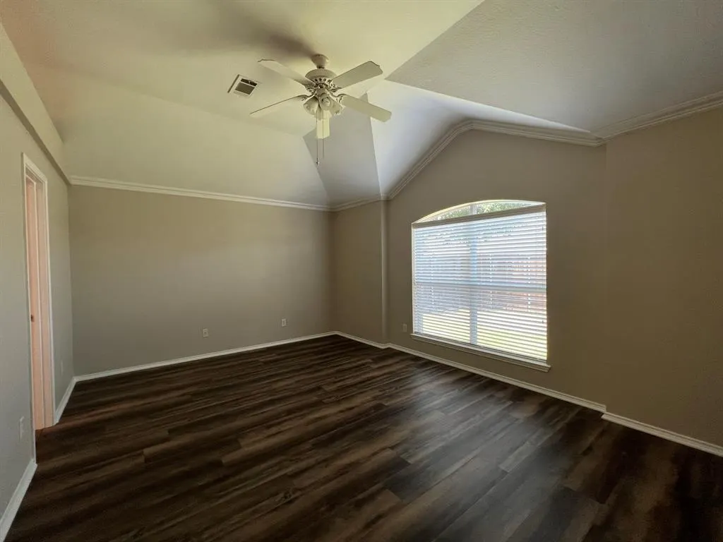 217 Willowlake Drive
