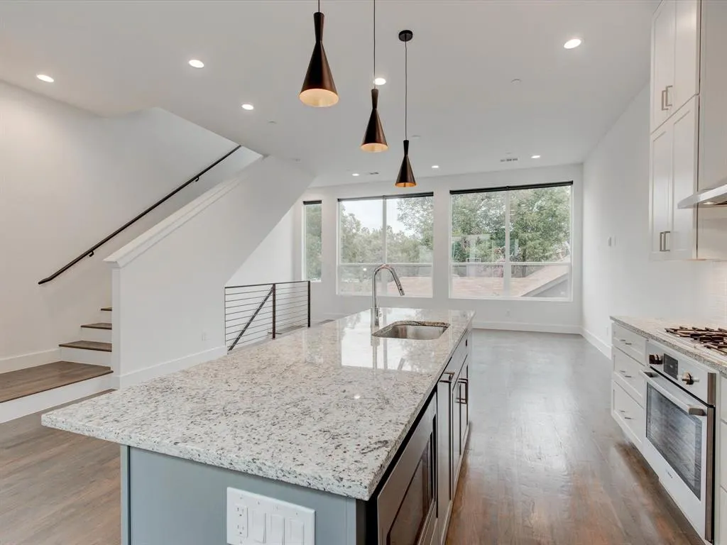 5923 Lindell Avenue, #101