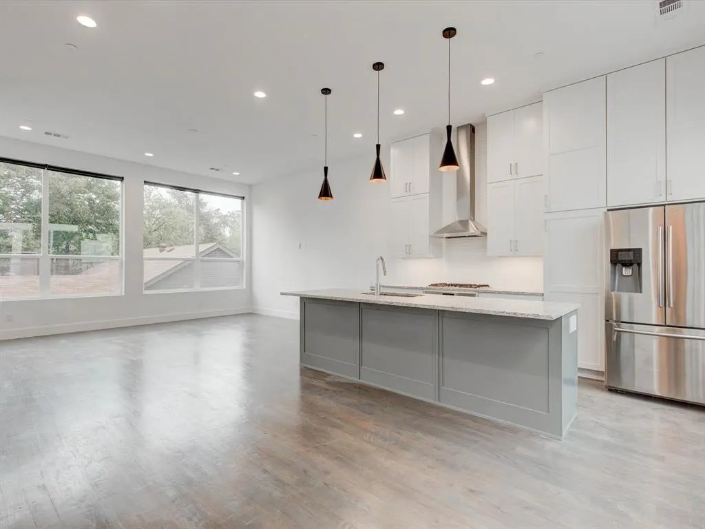 5923 Lindell Avenue, #101