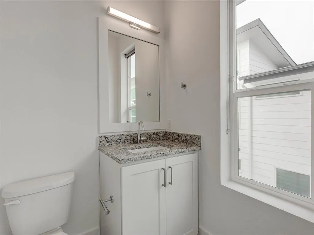 5923 Lindell Avenue, #101