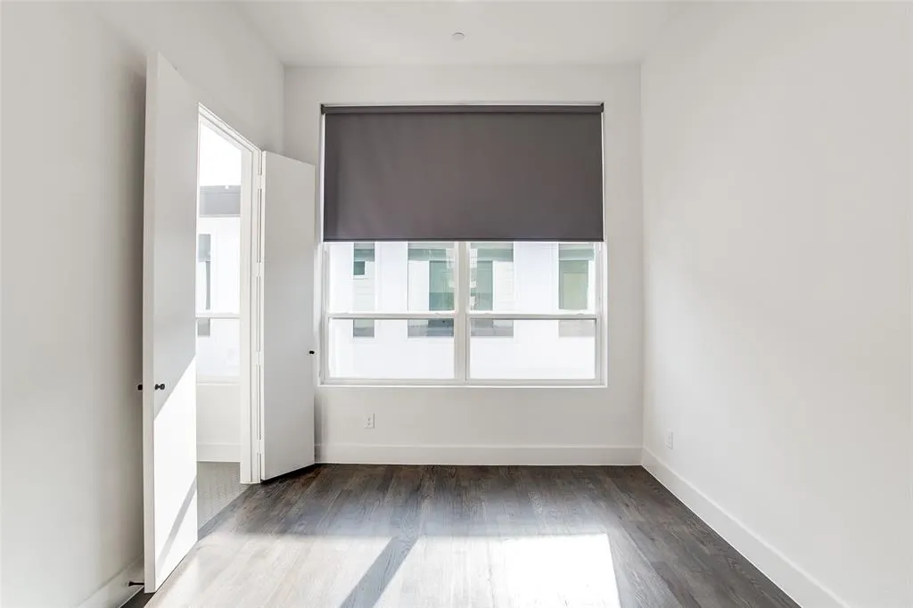 5708 Lindell Avenue, #103