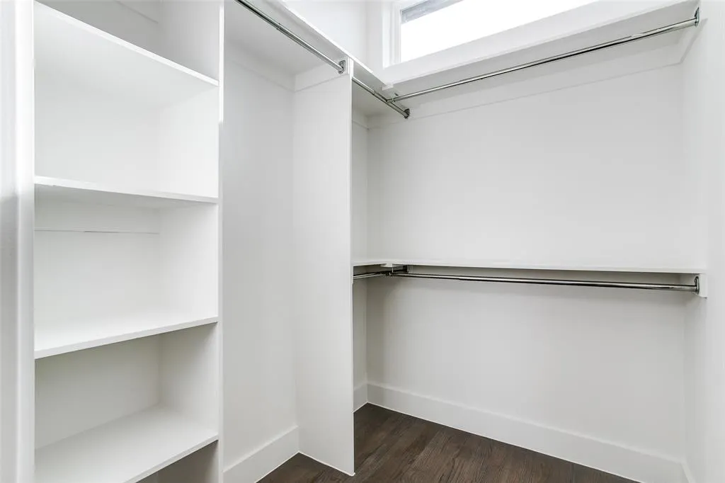 5708 Lindell Avenue, #103