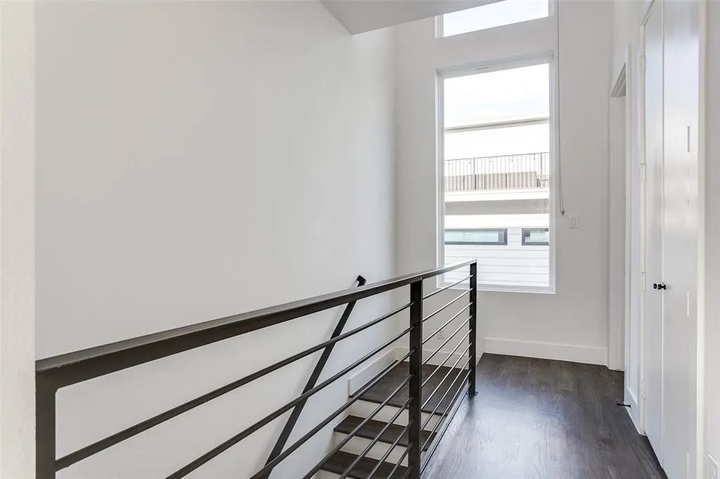 5708 Lindell Avenue, #103