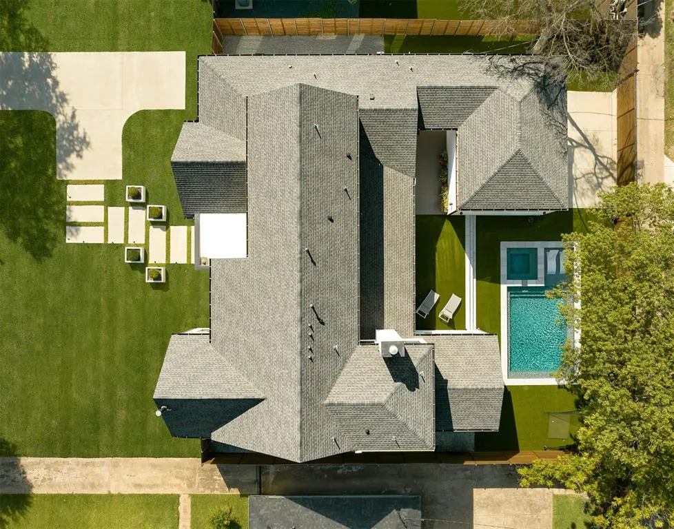 7149 Northaven Road