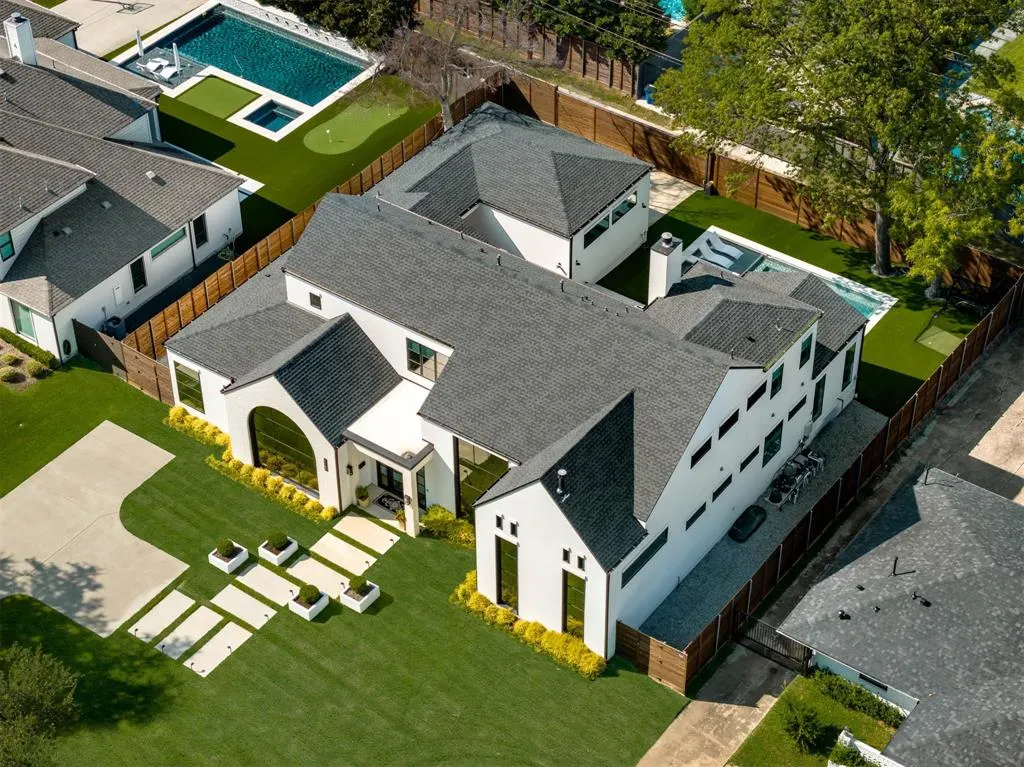 7149 Northaven Road