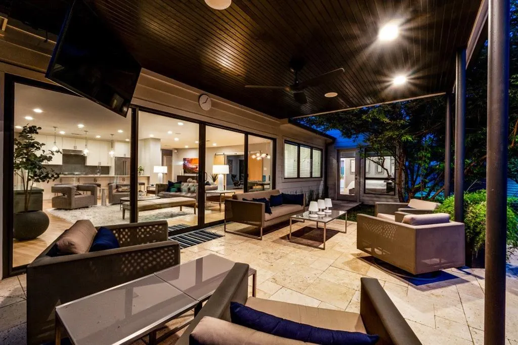 3866 Lively Lane