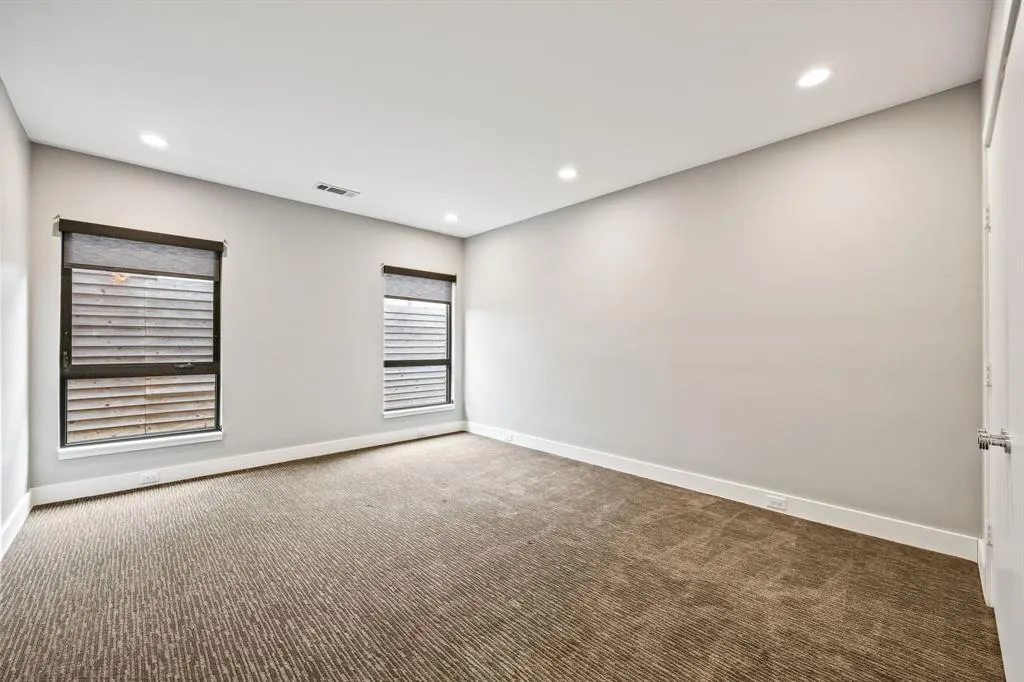 3866 Lively Lane