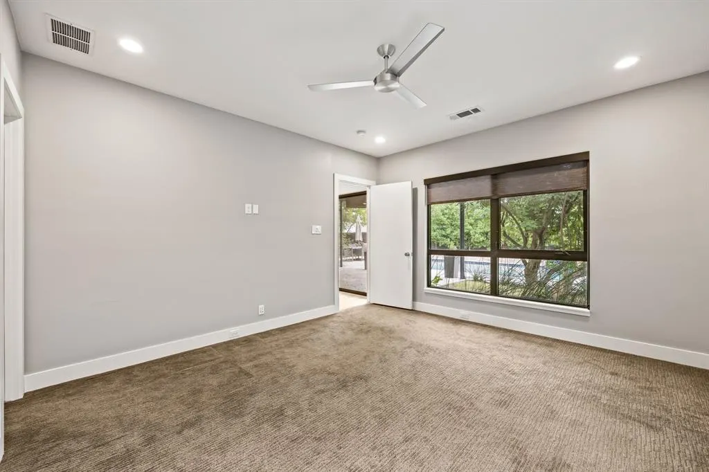 3866 Lively Lane