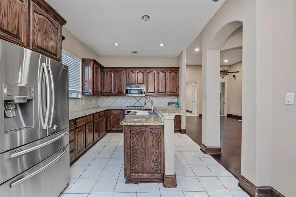 1049 Lake Ridge Drive